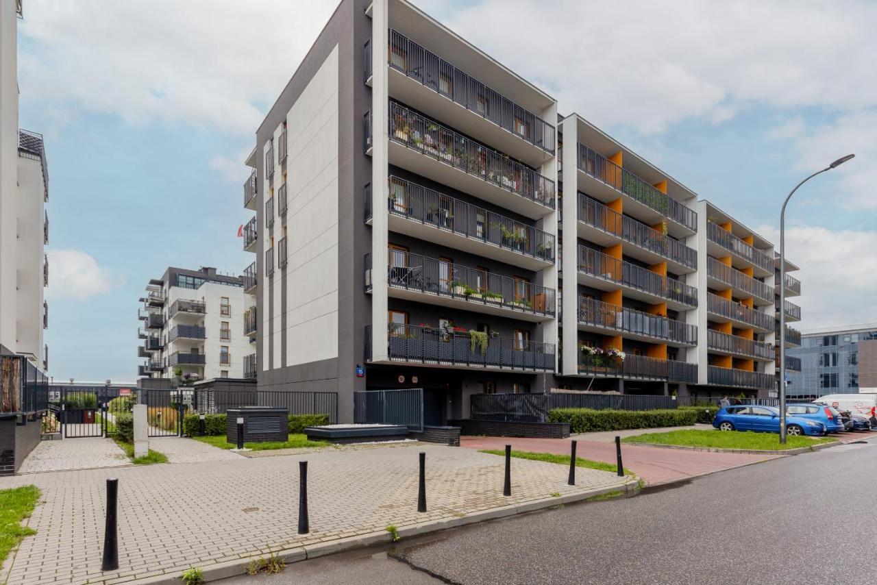 Cozy Apartment With Parking Bakalarska By Noclegi Renters Варшава Екстер'єр фото